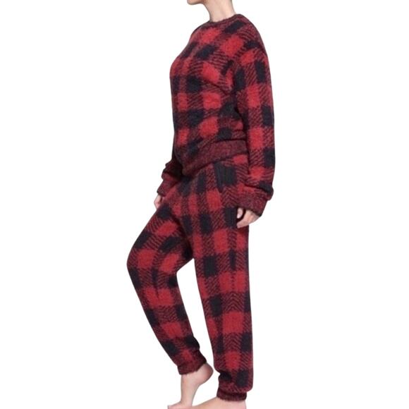 SKIMS UNISEX PULLOVER BRICK BUFFALO CHECK ( red & blk plaid pattern.)SIZE S/M - Picture 1 of 3